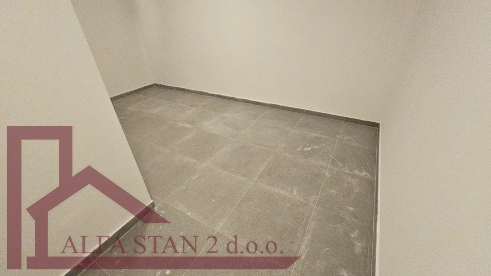 Podstrana, Strožanac, sonnige Zweizimmerwohnung, sofort bezugsfertig