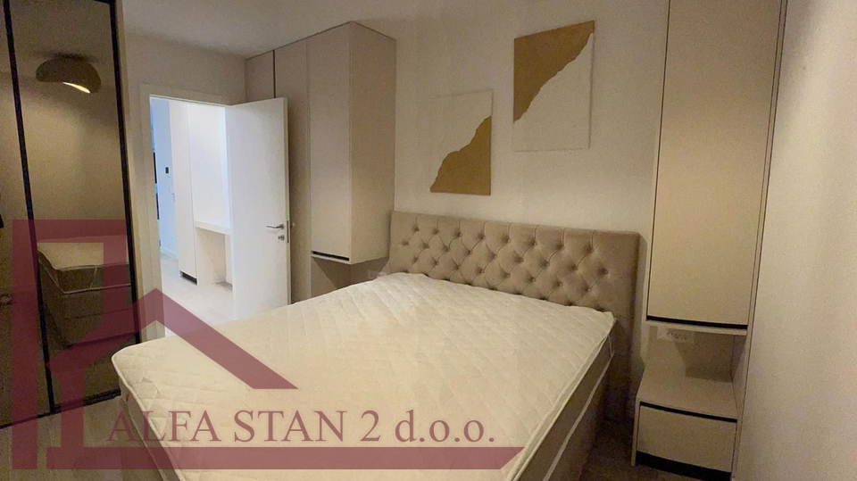 Appartamento con una camera da letto confortevole per affitto a lungo termine, Strožanac (Podstrana)