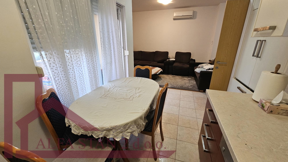 Podstrana, Grbavac, furnished two-room apartment 57 m2
