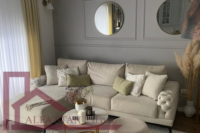 Furnished two-room apartment Podstrana, Strožanac