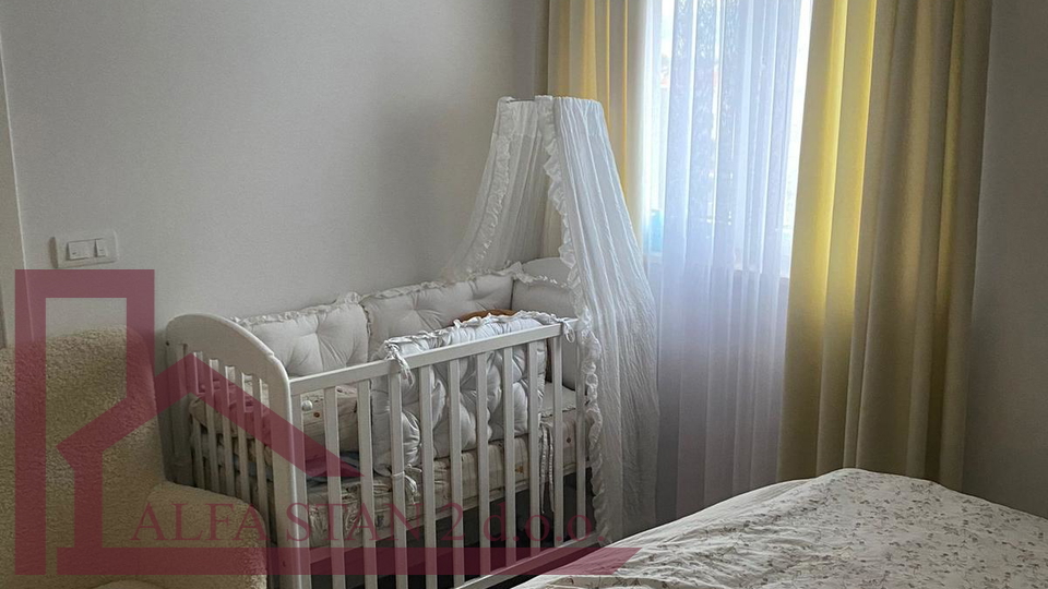 Furnished two-room apartment Podstrana, Strožanac