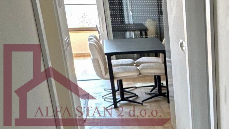MAKARSKA, ERSTBEZUG, Zweizimmerwohnung zur Langzeitmiete 900€