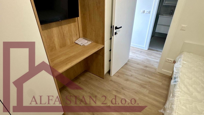 MAKARSKA&comma; PRVO USELJENJE&comma; dvosoban stan za dugoro&ccaron;ni najam 900&euro;