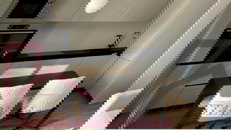 MAKARSKA&comma; PRVO USELJENJE&comma; dvosoban stan za dugoro&ccaron;ni najam 900&euro;