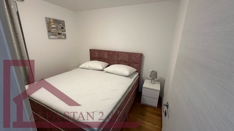 LONG-TERM RENTAL - PODSTRANA, STROŽANAC!!! Luxurious two-room apartment with a swimming pool