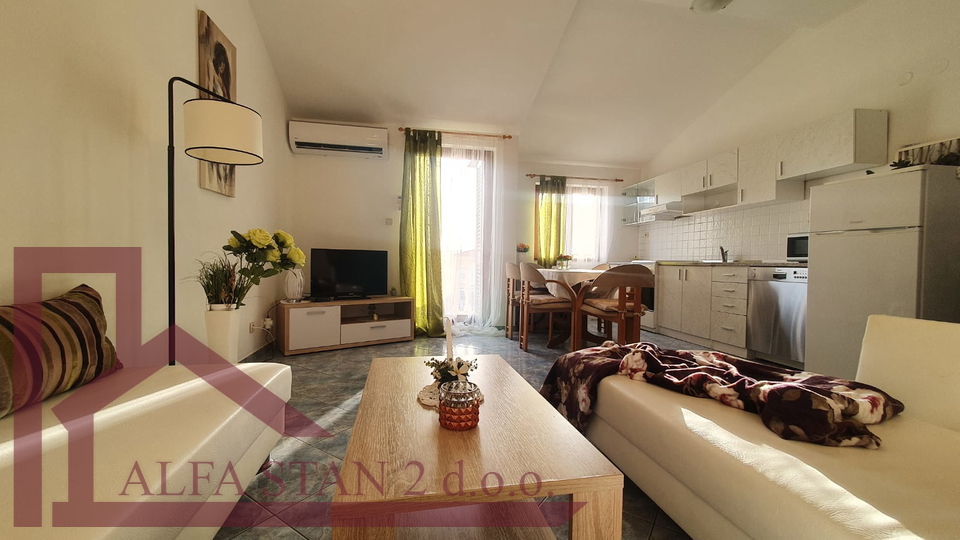 Appartamento, 60 m2, Affitto, Podstrana - Strožanac