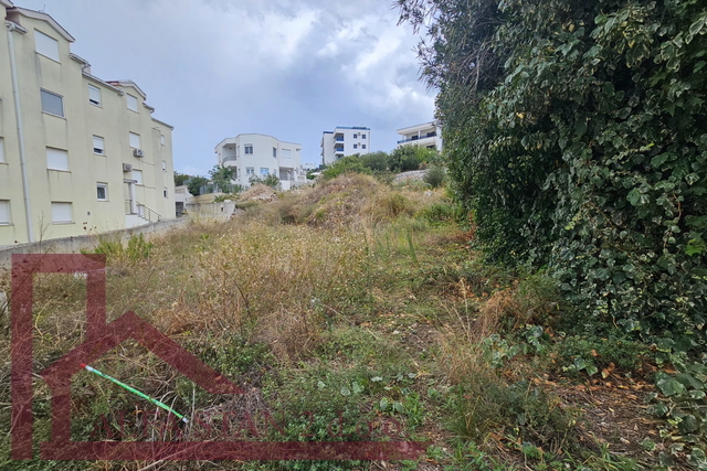 Terreno, 1044 m2, Vendita, Okrug - Okrug Gornji