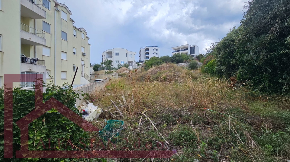 Terreno, 1044 m2, Vendita, Okrug - Okrug Gornji