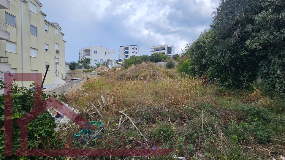 Terreno, 1044 m2, Vendita, Okrug - Okrug Gornji