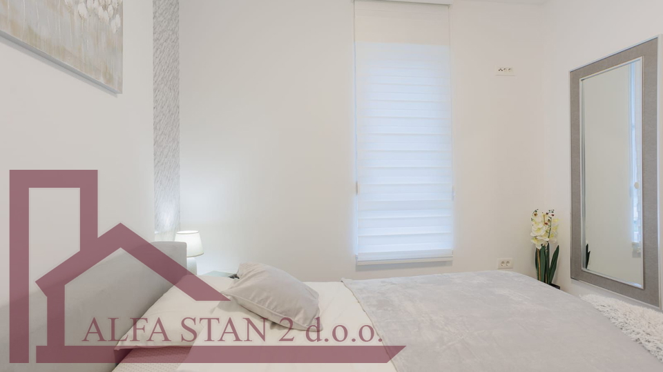 Appartamento, 101 m2, Affitto, Podstrana - Strožanac