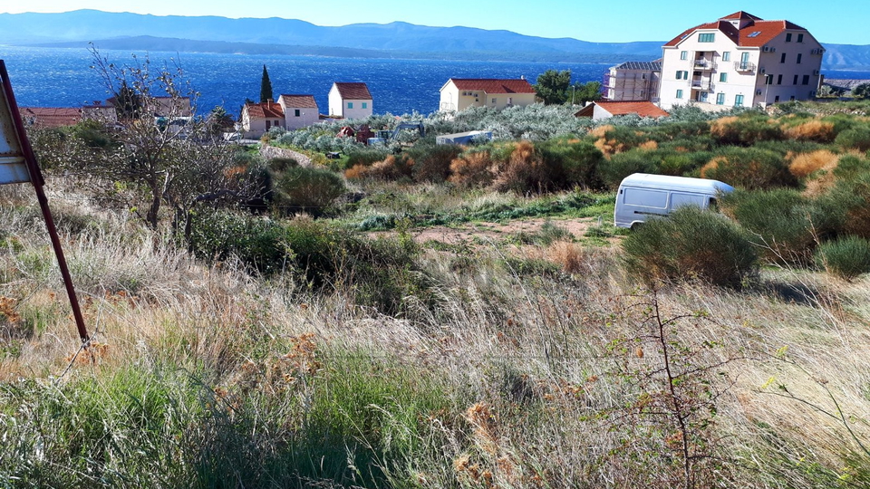 Dvije građevinske parcele  u Bolu