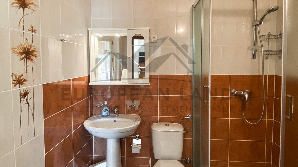 Haus, 345 m2, Verkauf, Supetar