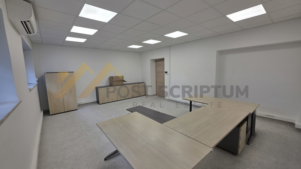 GRAD&comma; POSLOVNO-UREDSKI PROSTOR od 55m2