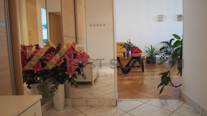 MANU&Scaron;&comma; LIJEP I KOMFORAN DVOSOBAN&comma; DUGORO&Ccaron;AN NAJAM