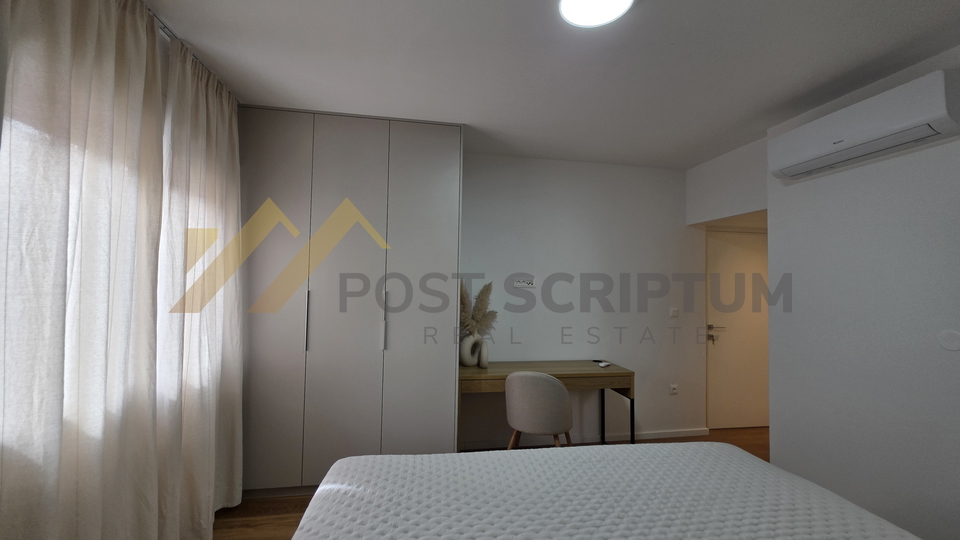 Apartment, 98 m2, For Rent, Makarska
