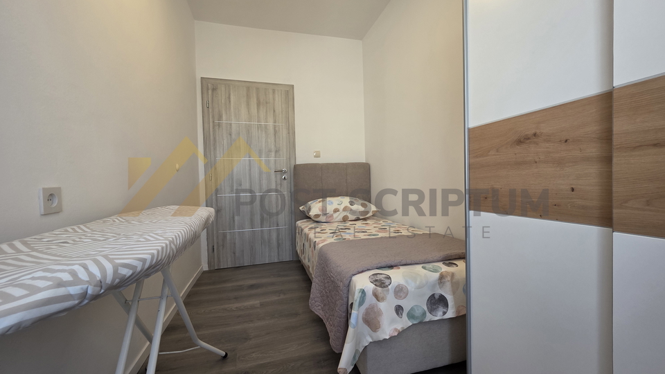 KOCUNAR&comma; NOVOURE&Dstrok;EN TROSOBAN&comma; DUGORO&Ccaron;AN NAJAM