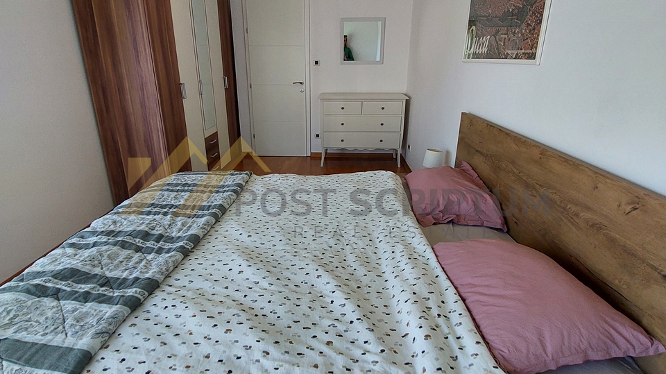 ZENTA, THREE BEDROOM APARTMENT BY THE SEA, LONG-TERM RENT