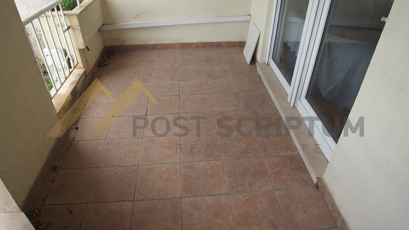 PAZDIGRAD, KOMFORAN JEDNOSOBAN, DUGOROČNO