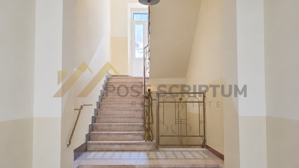 Commercial Property&comma; 34 m2&comma; For Rent&comma; Split - Grad