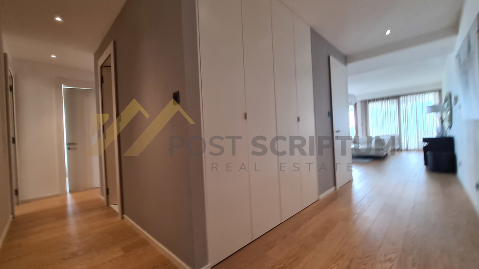 BEL ETAGE, LUXURY THREE BEDROOM APARTMENT
