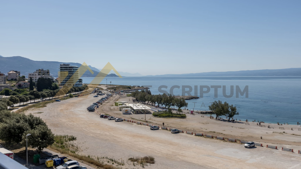 ŽNJAN, MODERN TWO FLOOR  APARTMENT BY THE SEA