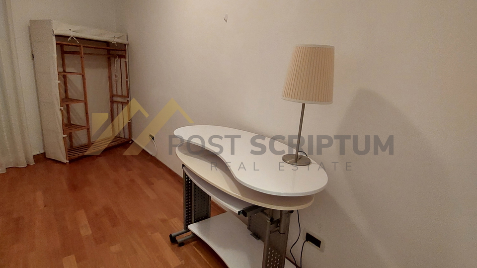 ZENTA, THREE BEDROOM APARTMENT BY THE SEA, LONG-TERM RENT