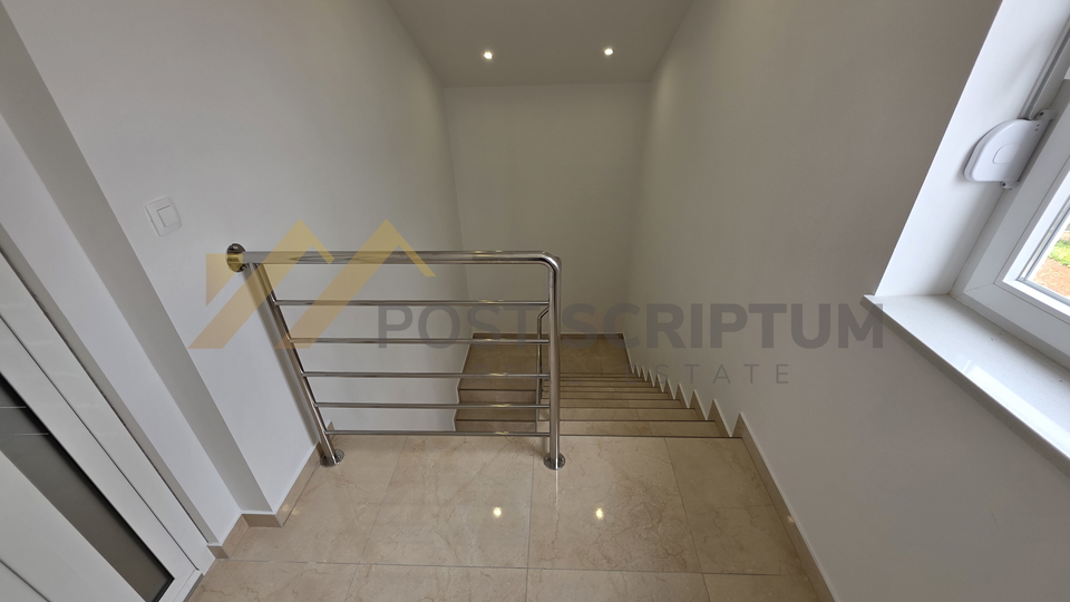 House&comma; 523 m2&comma; For Sale&comma; Zadar - Murvica Gornja