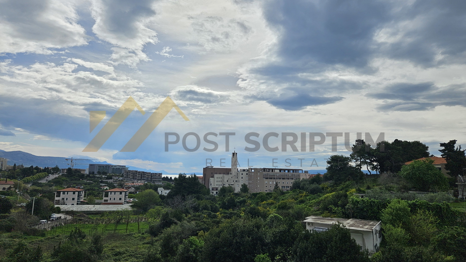 TRSTENIK, KOMFORAN JEDNOSOBAN, DUGOROČAN NAJAM
