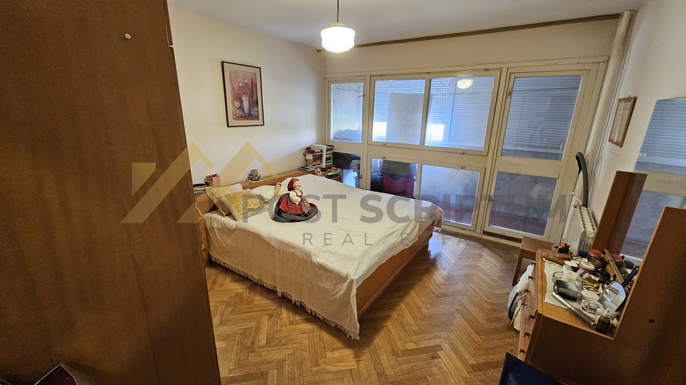 SPLIT 3, KRSTARICA, KOMFORAN DVOSOBAN