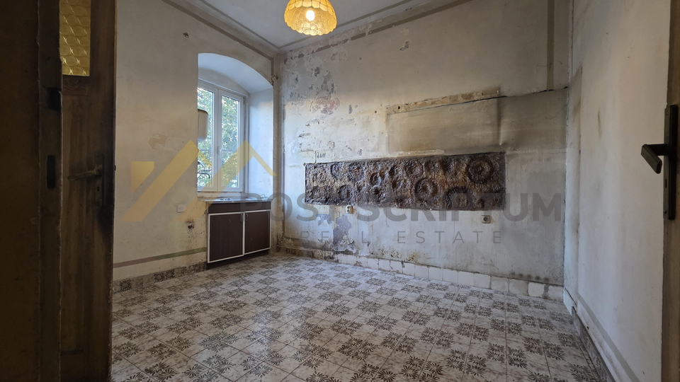 Apartment&comma; 90 m2&comma; For Sale&comma; Split - Grad