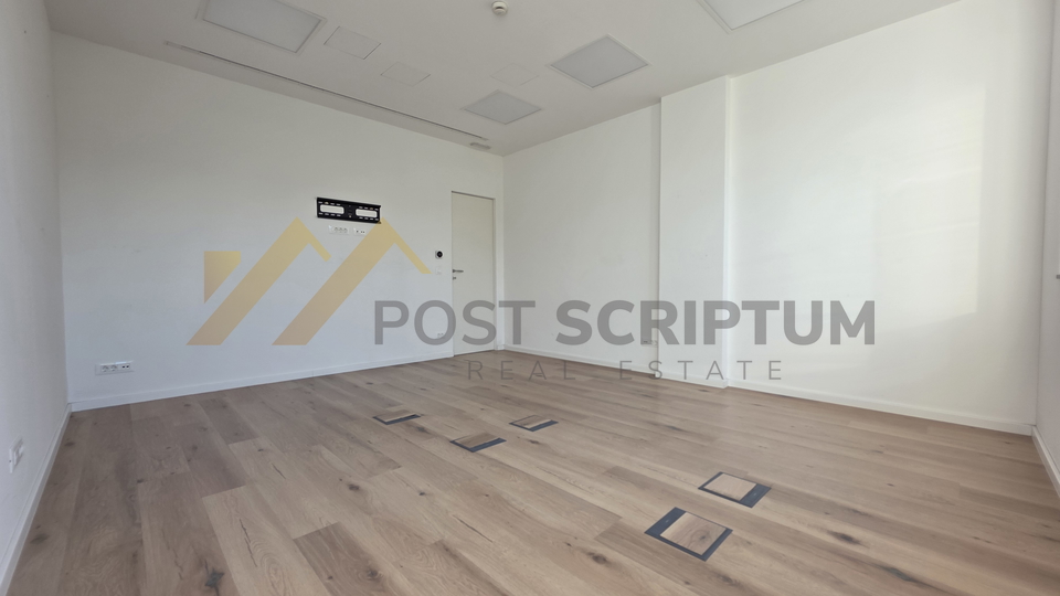 POSLOVNI PROSTOR od 63 m2&comma; NOVOGRADNJA&comma; ATRAKTIVNA LOKACIJA