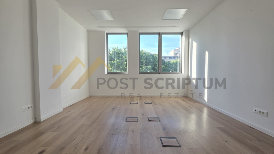 POSLOVNI PROSTOR od 63 m2&comma; NOVOGRADNJA&comma; ATRAKTIVNA LOKACIJA