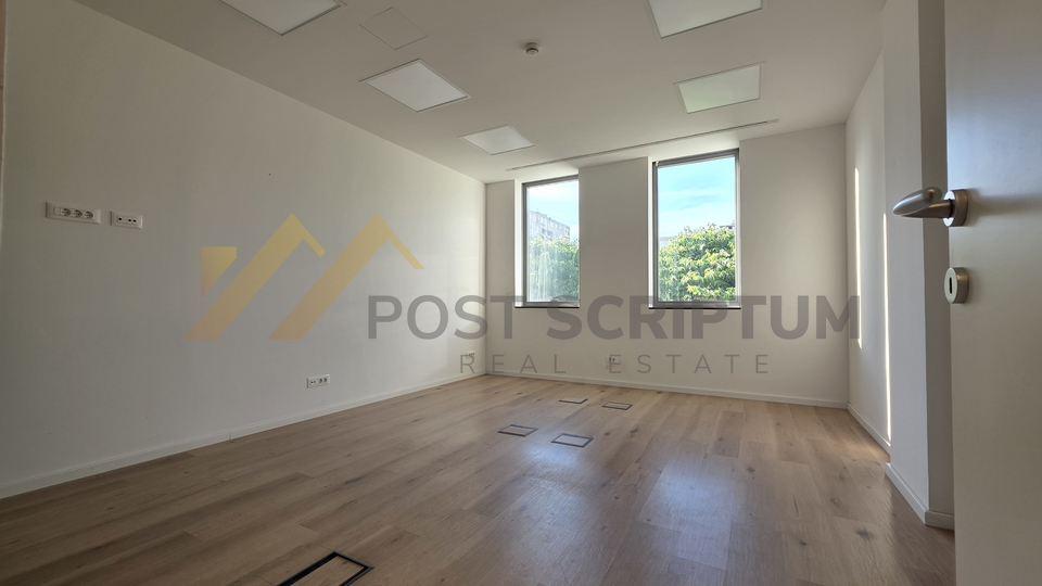 POSLOVNI PROSTOR od 63 m2&comma; NOVOGRADNJA&comma; ATRAKTIVNA LOKACIJA