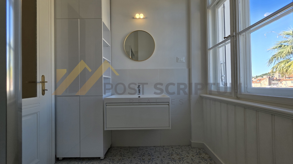 Commercial Property&comma; 34 m2&comma; For Rent&comma; Split - Grad