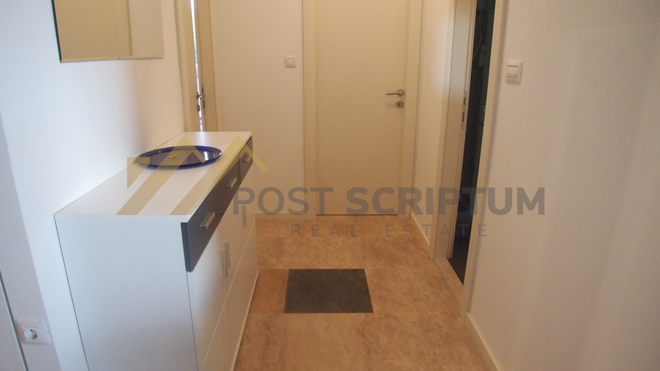 &Zcaron;NJAN&comma; KOMFORAN DVOSOBAN&comma; DUGORO&Ccaron;NO&comma; PARKING