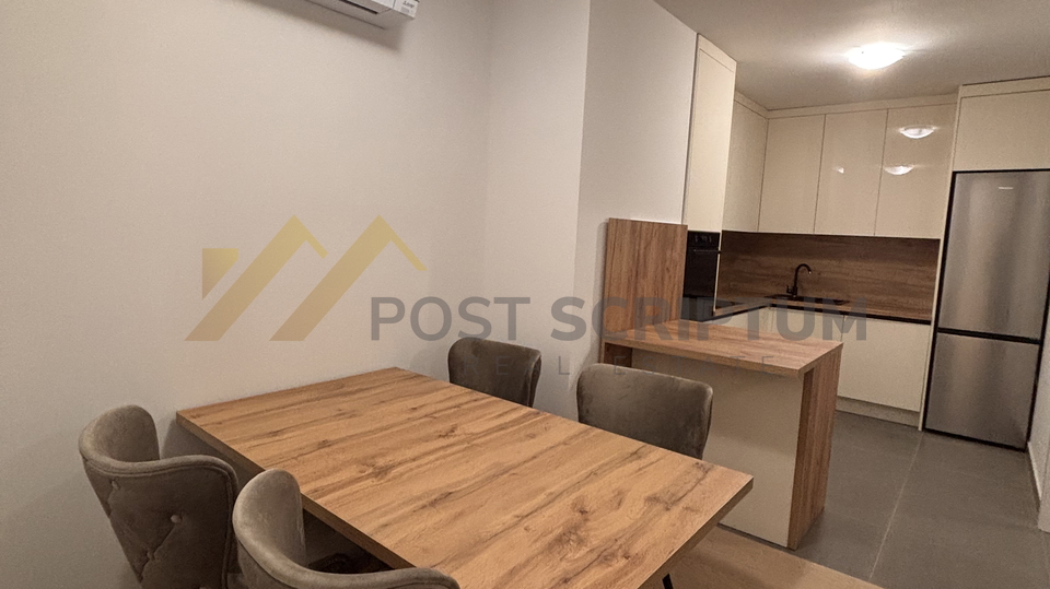 ŽNJAN, DVOSOBAN, PARKING MJESTO U GARAŽI OBJEKTA, PRVO USELJENJE