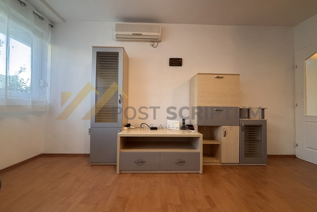 SPLIT 3, KOMFORAN TROSOBAN, DUGOROČAN NAJAM