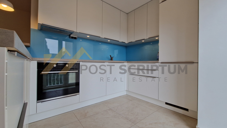 TRSTENIK&comma; MODERN TWO BEDROOM APARTMENT&comma; LONG TERM