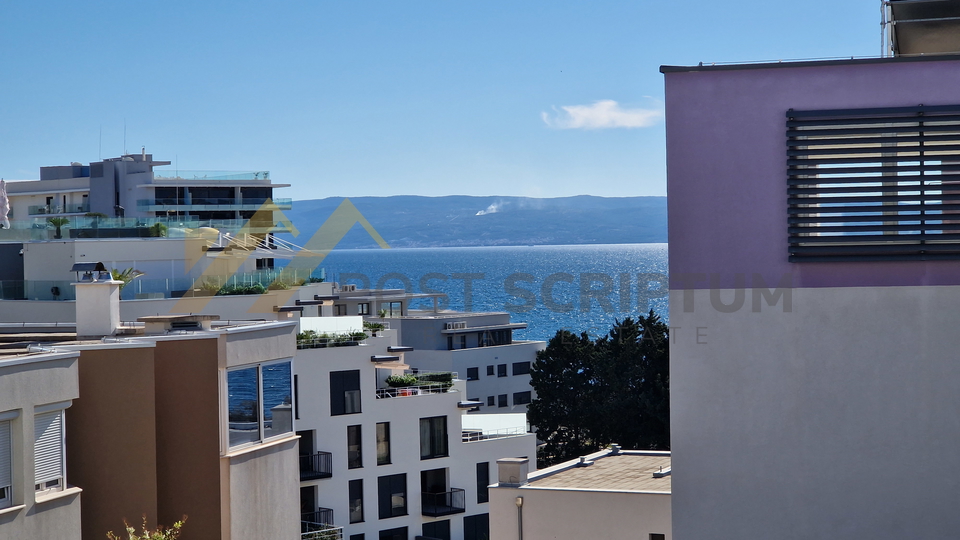 TWO BEDROOM APARTMENT NEAR THE SEA&comma; GARAGE