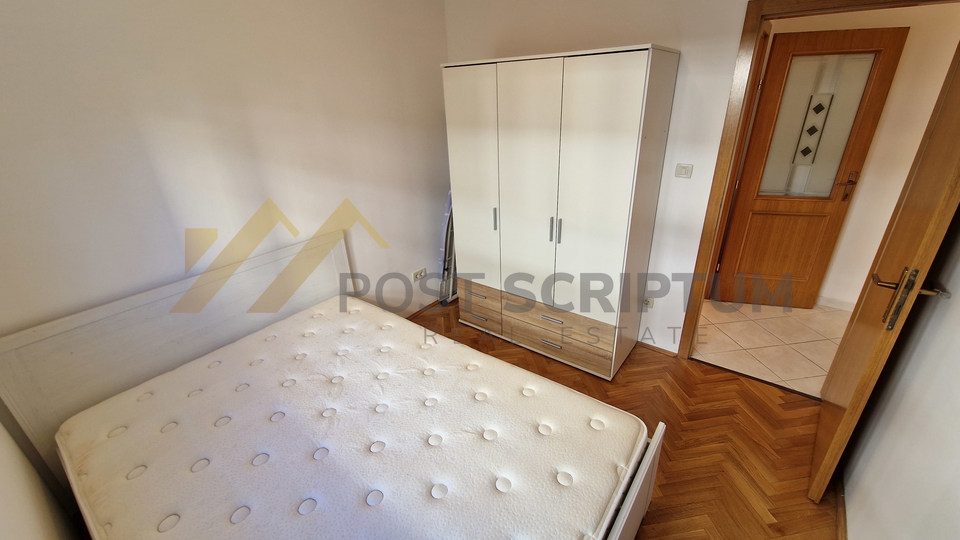 TWO BEDROOM APARTMENT NEAR THE SEA&comma; GARAGE