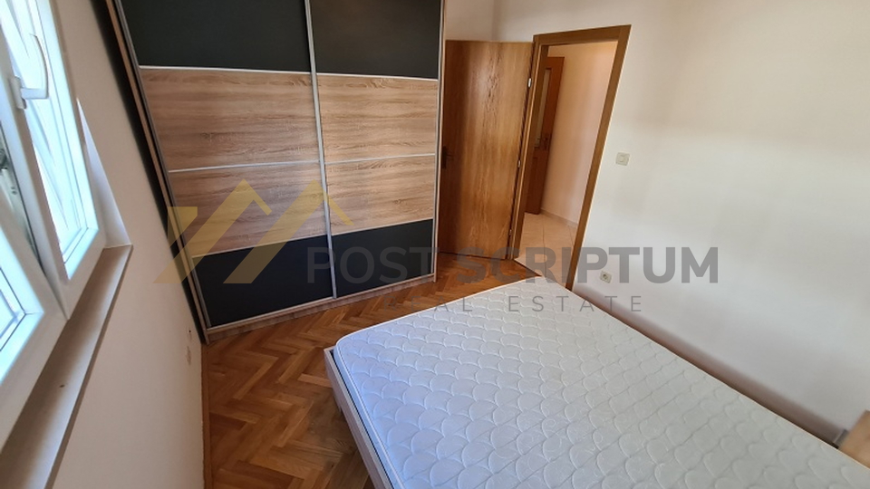 TWO BEDROOM APARTMENT NEAR THE SEA&comma; GARAGE