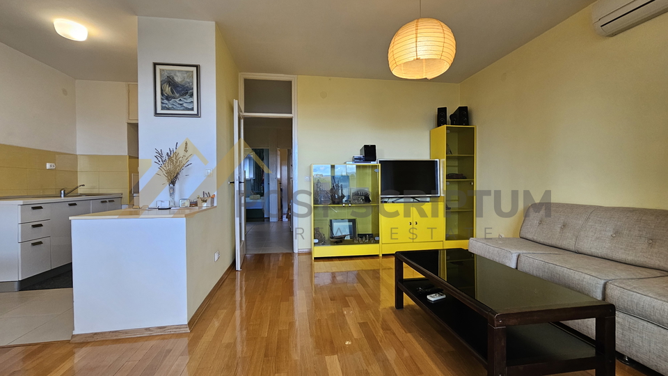 LOKVE, RENOVATED TWO BEDROOM, FURNITURE AND APPLIANCES INCLUDED