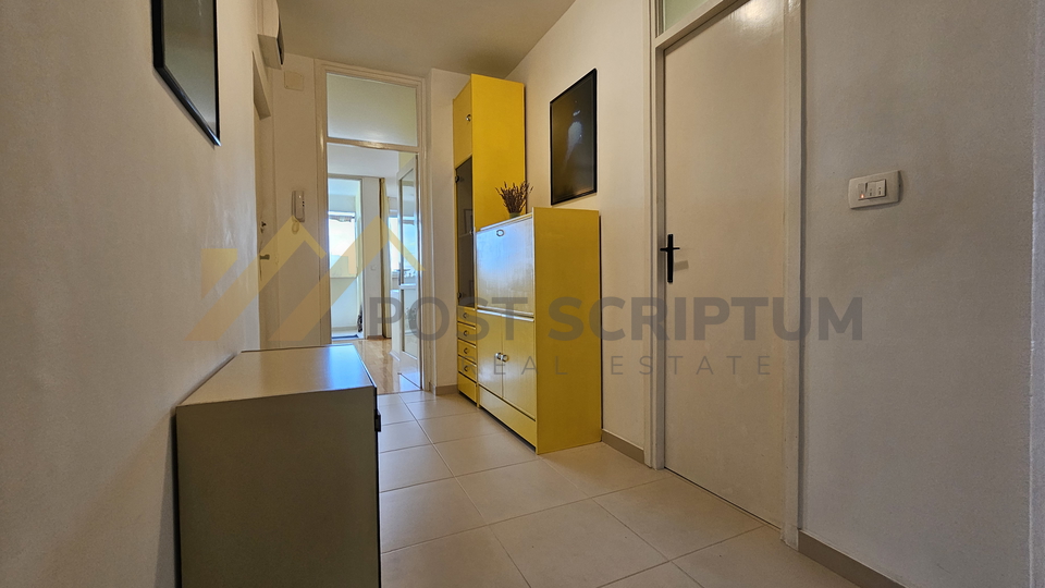 LOKVE, RENOVATED TWO BEDROOM, FURNITURE AND APPLIANCES INCLUDED