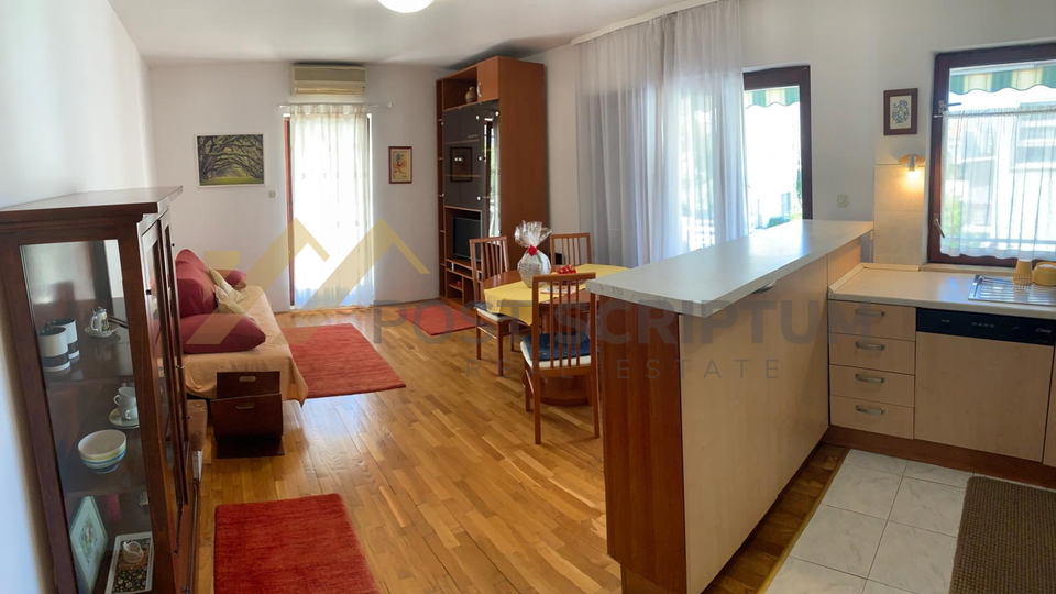 SUĆIDAR, KOMFORAN DVOSOBAN, DUGOROČAN NAJAM