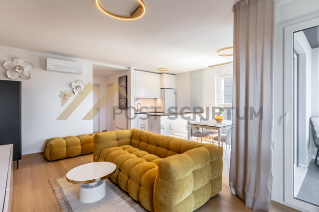 NEW BUILDING, BEAUTIFUL TWO BEDROOM, PARKING IN THE GARAGE