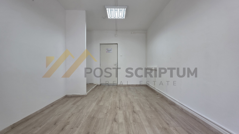 PLOKITE&comma; UREDSKI PROSTOR&comma; HOTEL DUJAM