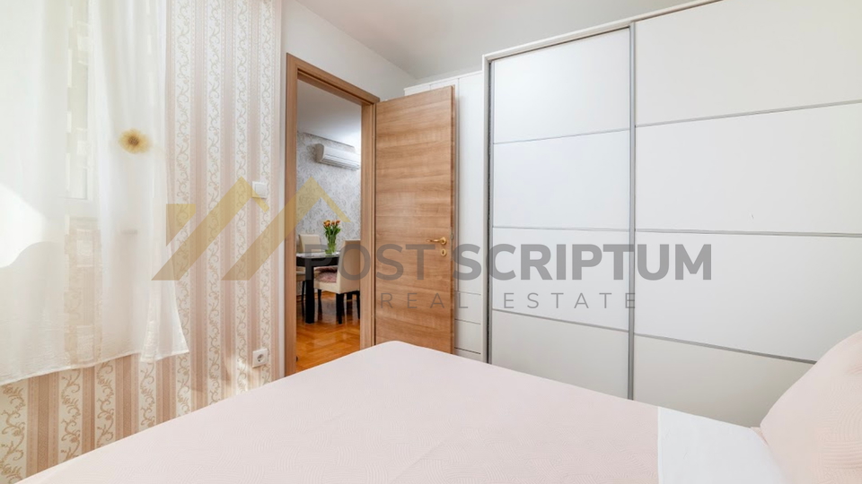 &Zcaron;NJAN&comma; COMFORTABLE ONE BEDROOM&comma; PARKING PLACE IN THE GARAGE
