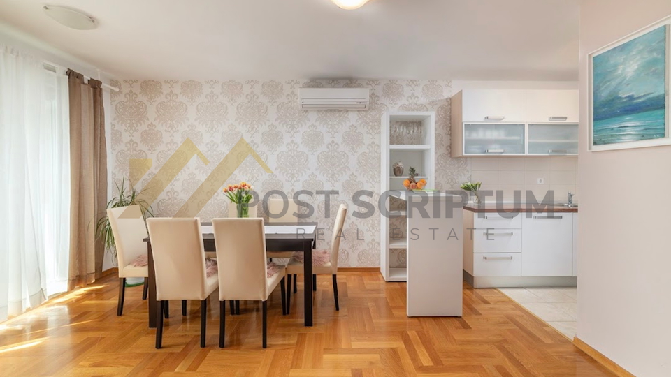 &Zcaron;NJAN&comma; COMFORTABLE ONE BEDROOM&comma; PARKING PLACE IN THE GARAGE