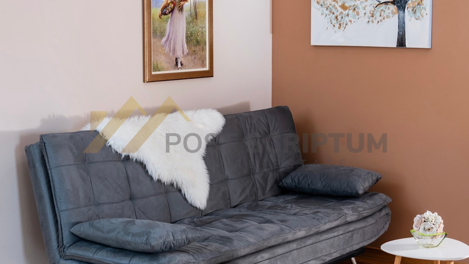 &Zcaron;NJAN&comma; COMFORTABLE ONE BEDROOM&comma; PARKING PLACE IN THE GARAGE