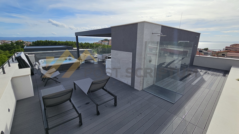 LUKSUZAN TROSOBAN&comma; DVIJE ETA&Zcaron;E&comma; DVA PARKING MJESTA&comma; JACUZZI&comma; DUGORO&Ccaron;NO od 1&period;5&period;2026&period;g&period;